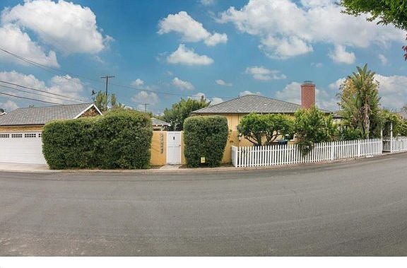 2800 McKinley Dr-MLS_Size-003-1-Side Ext