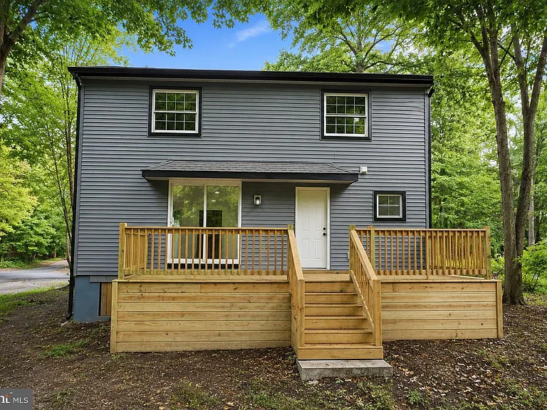227 W Ferry Rd — Photo 41