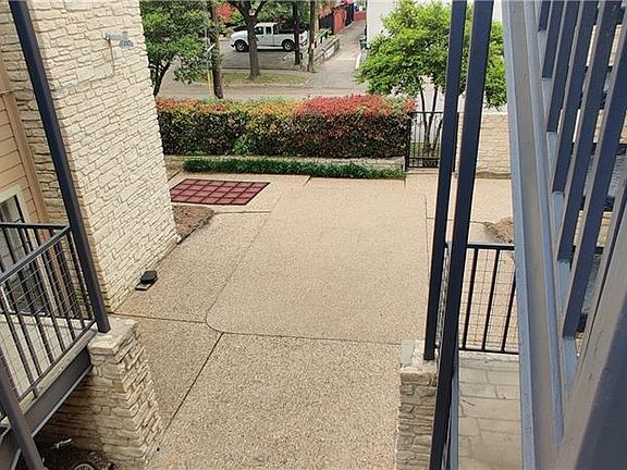 5th image of 711 W 21st St #201