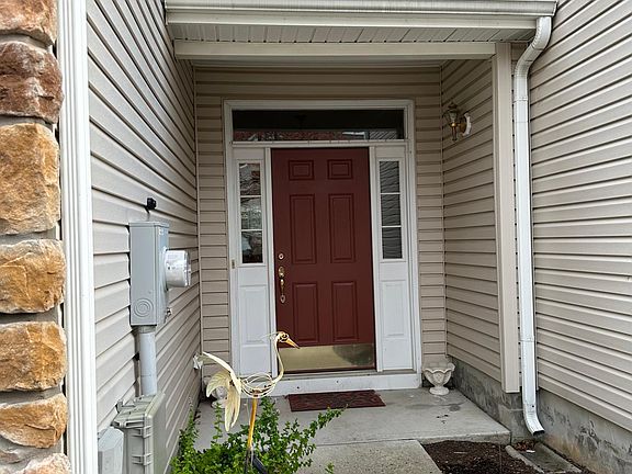Private Entry to the Main Door