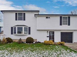 95 Santin Dr, Cheektowaga, NY 14225