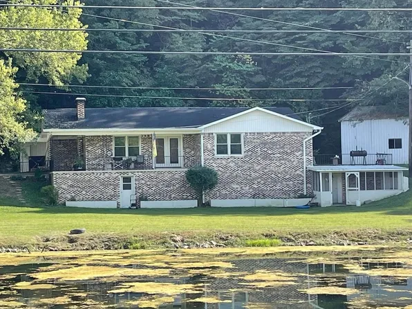 1250 Highway 70 W, Waverly, TN 37185