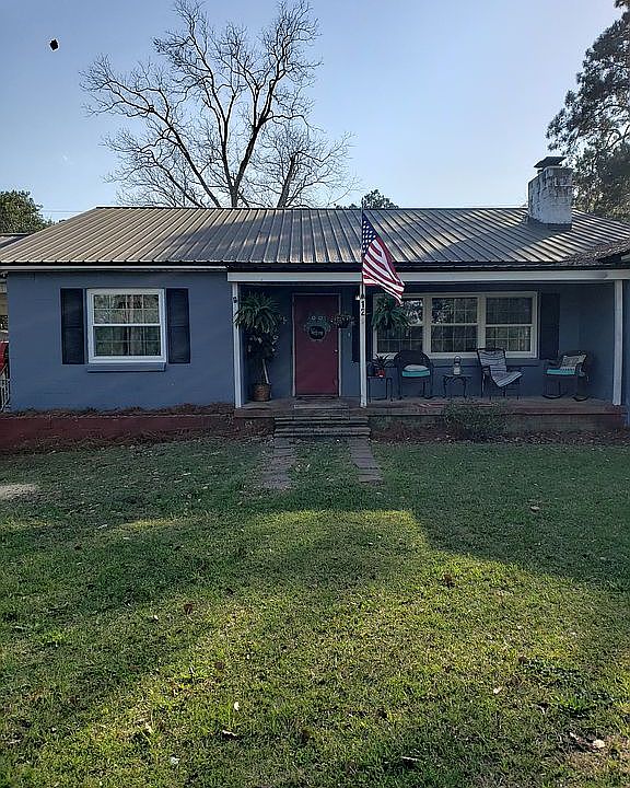 2nd image of 120 Sam Sells Rd