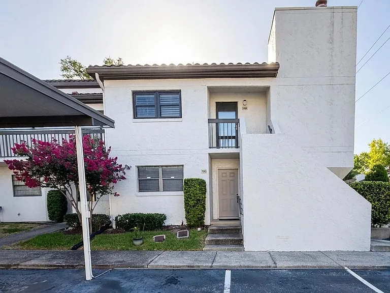 150 Killarney Bay Ct #5 — Photo 7