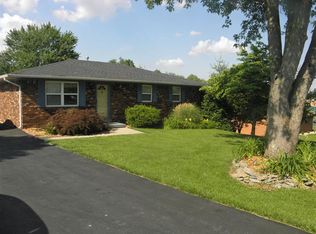 372 Hill N Dale Rd, Shelbyville, KY 40065