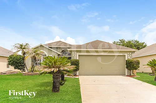 5521 Sycamore Canyon Dr Photo 1