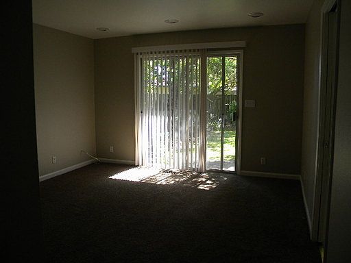 3rd image of 7337 Idle Wild St