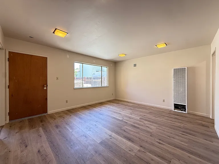 1816 Stuart St #1818 — Photo 8