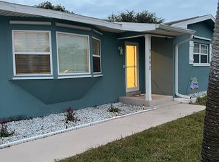 7690 91st St N, Seminole, FL 33777