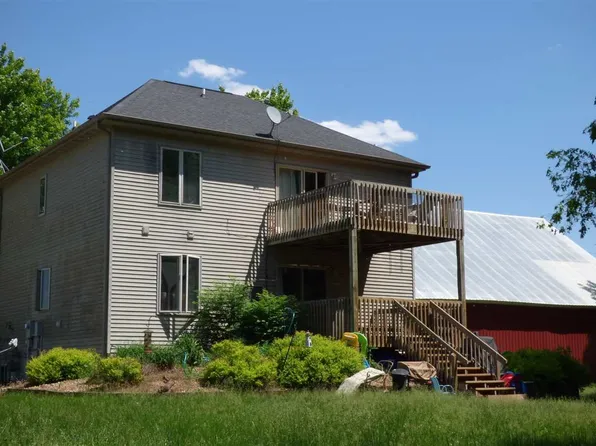 4591 Sand Rd SE, Iowa City, IA 52240