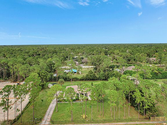 3rd image of 17315 Key Lime Boulevard