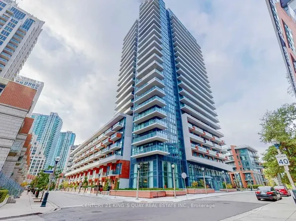 38 Iannuzzi St #1803, Toronto, ON M5V 0A2