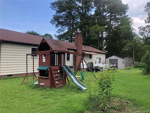 5th image of 1952 Pine Cone Ln