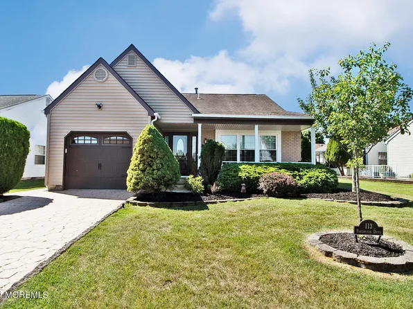 113 Portsmouth Drive, Toms River, NJ 08757