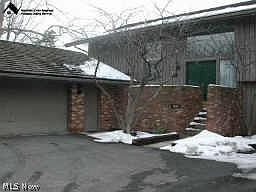 1st image of 715-10 Claridge Ln #4