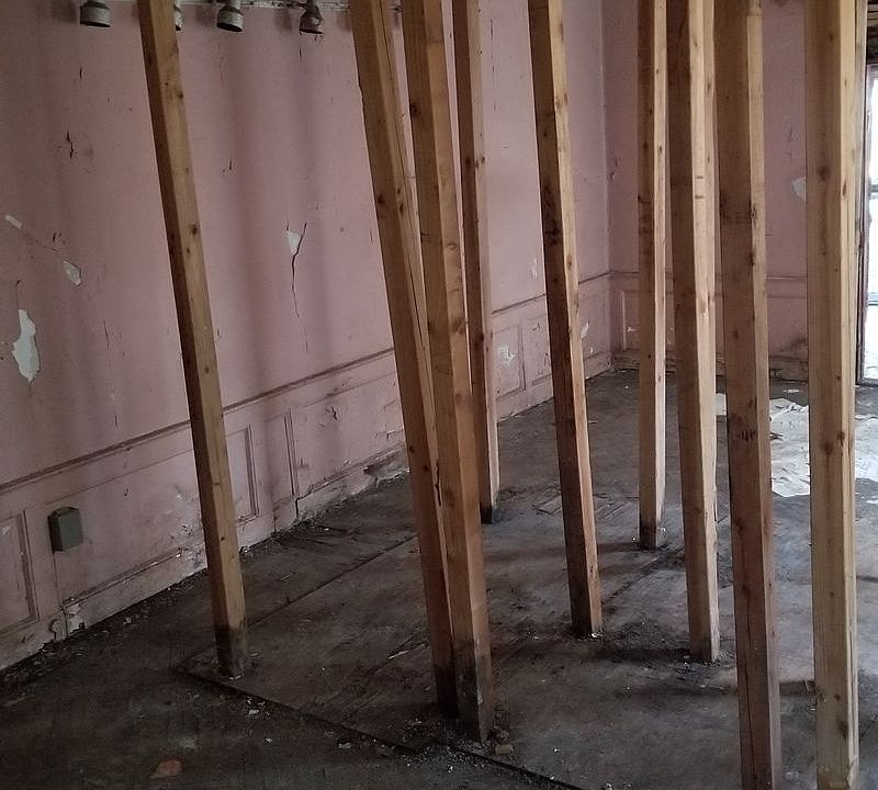 2nd image of 884 E 12th St