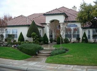 2511 Vermont Ave, Clovis, CA 93619
