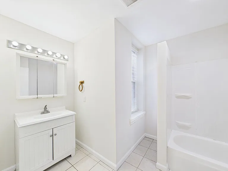 1519 N Bouvier St — Photo 11