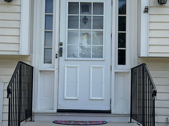 2nd image of 38 Parkside Rd