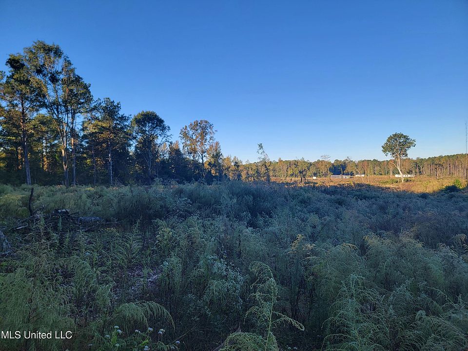 2nd image of Haralson Ln