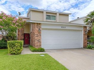 2002 Via Bravo, Carrollton, TX 75006