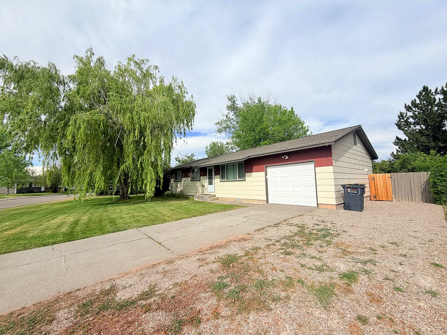 3 bed, 1040 sqft, $2,000 — Photo 3