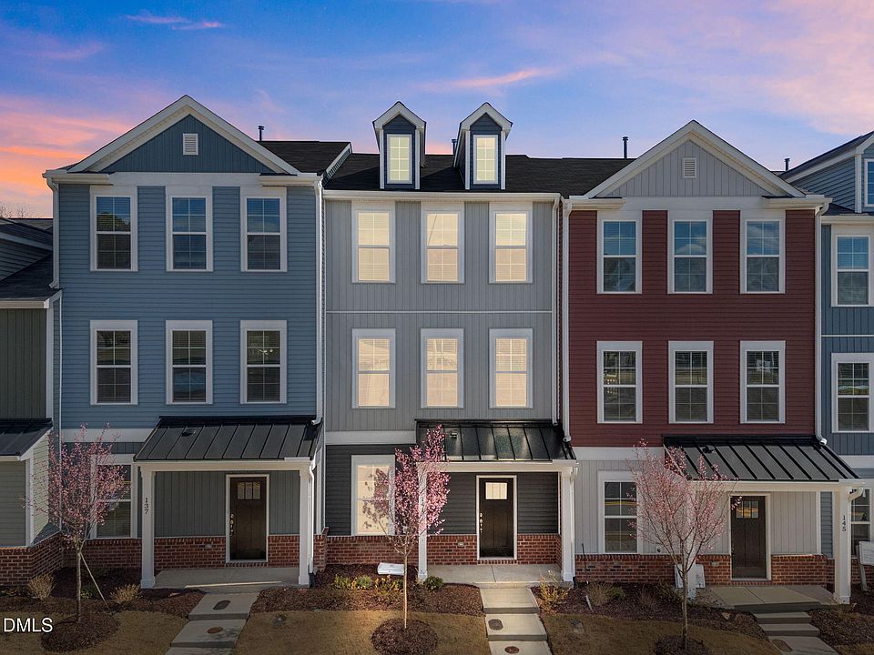 1st image of 141 Pearl St #9