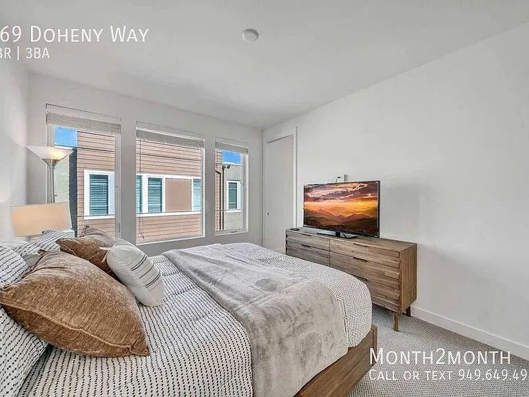 769 Doheny Way — Photo 19