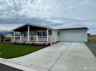 985 N Violet Ave, Sequim, WA 98382