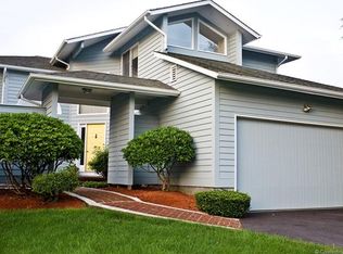 71 Marlin Dr, Groton, CT 06340