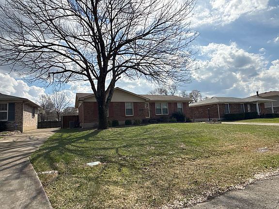 3rd image of 3606 Stacy Ct