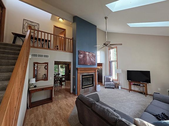 2nd image of 149 Pine View Dr