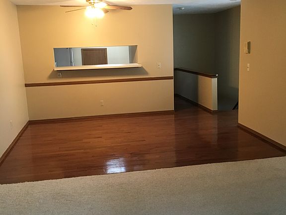 5th image of 6111 Center St APT 202