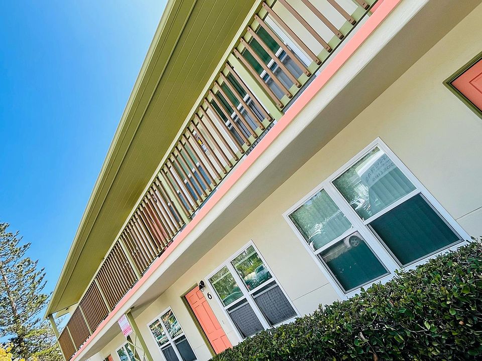 1st image of 814 4th St #10