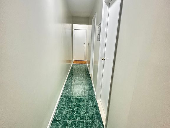 4th image of 2212 128th St #1