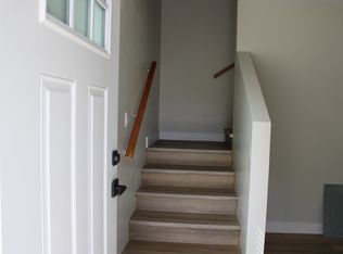 1317 Punta Gorda St #4, Santa Barbara, CA 93103