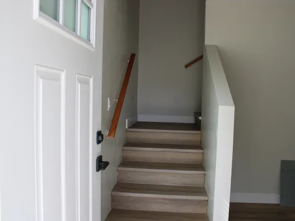 1317 Punta Gorda St #4, Santa Barbara, CA 93103