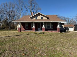 211 W Austin Street, Bolivar, MO 65613