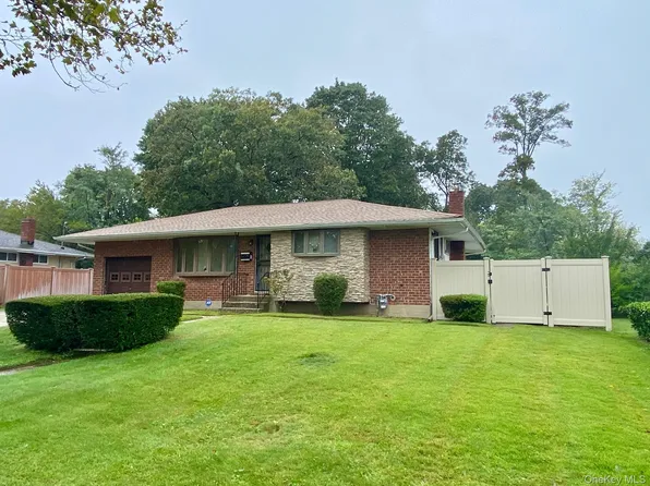 12 Marie Crescent, Commack, NY 11725
