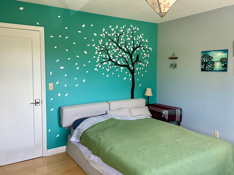 516 Escalona Dr — Photo 4
