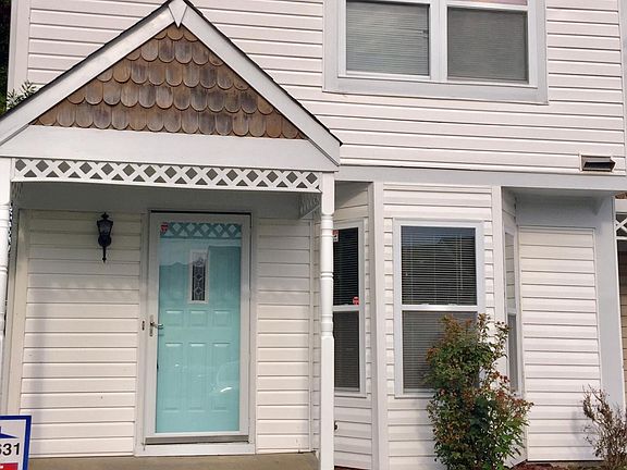 3rd image of 3810 Buchanan Dr