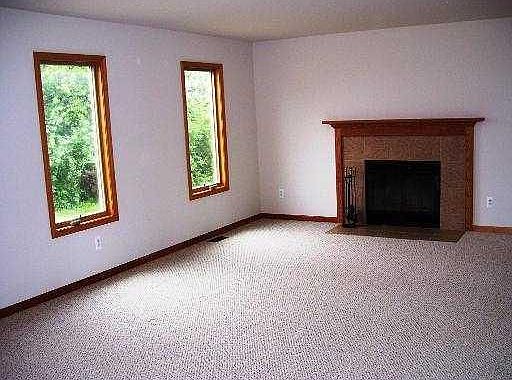 3rd image of 434 Heartwood Ln