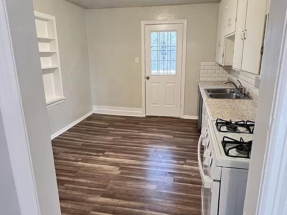 2nd image of 4129 S Union Ave
