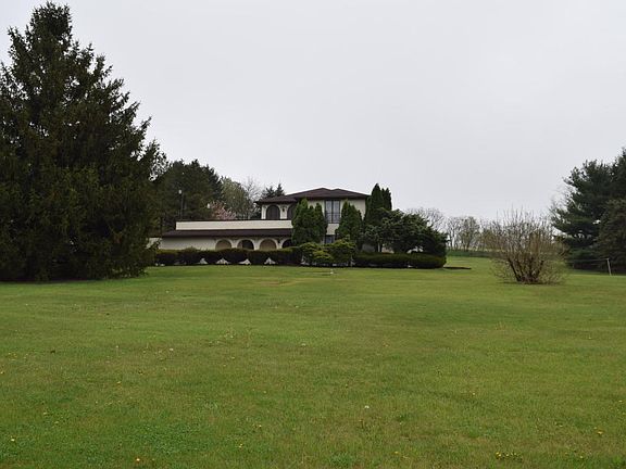 2nd image of 3607 Lehigh Dr