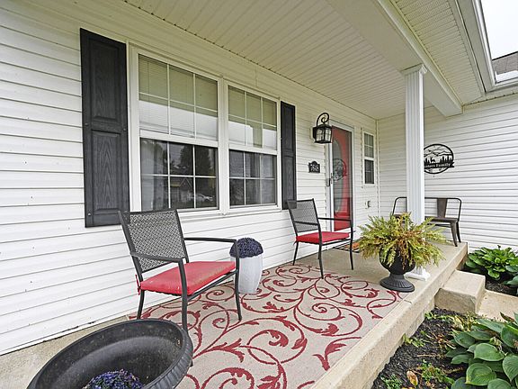 4th image of 7648 Falls Creek Way