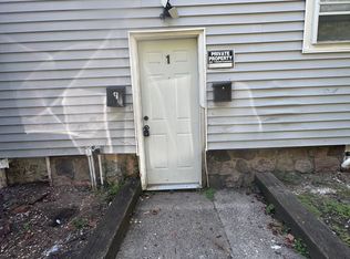 108 Hutchinson St, Kalamazoo, MI 49001