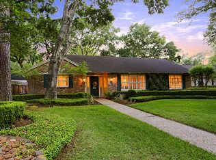 10219 Green Tree Rd, Houston, TX 77042