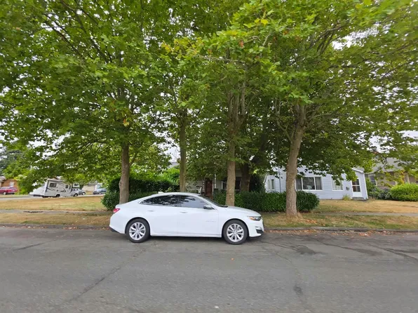 3605 Tacoma Ave S, Tacoma, WA 98418