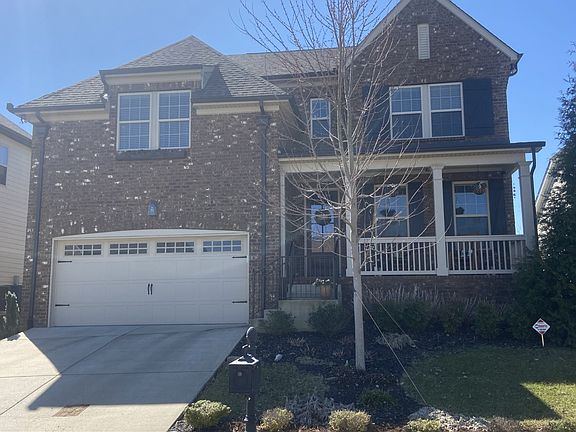 2nd image of 2109 English Garden Way