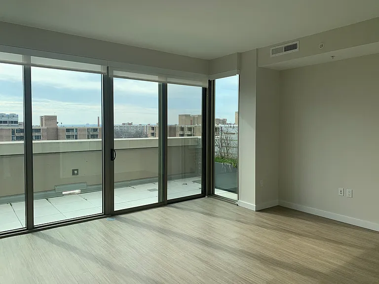 Artline Apartments — Photo 36